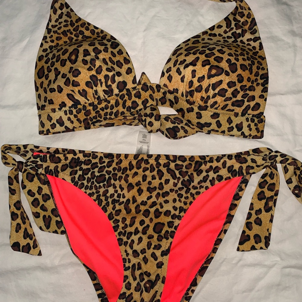 Victoria secrets Leopard print bikini